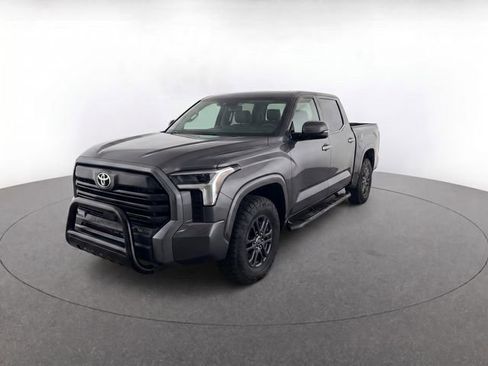 Used 2023 Toyota Tundra SR5 w/ SR5 Convenience Package image 8