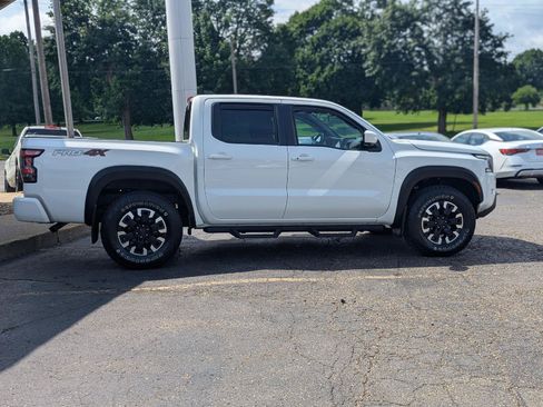 Used 2023 Nissan Frontier PRO-4X w/ Pro Convenience Package AWD/4WD image 11