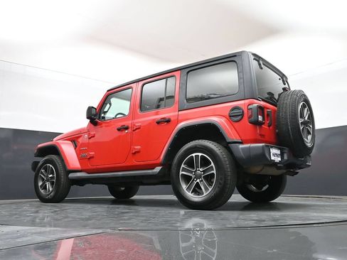 Used 2023 Jeep Wrangler Unlimited Sahara AWD/4WD image 42