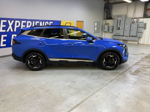 Used 2026 Kia Sportage EX w/ EX Panorama Roof Package FWD image 8