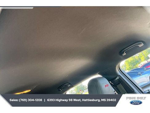 Used 2024 Chevrolet TrailBlazer RS FWD image 17