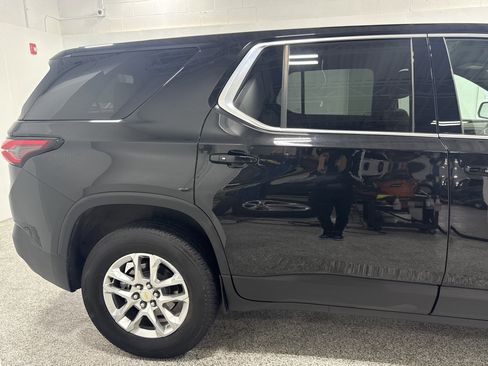 Certified 2023 Chevrolet Traverse LS w/ Safety Package image 9