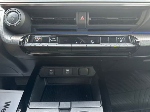 Used 2023 Toyota Prius LE image 16