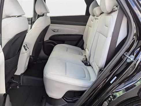 New 2025 Hyundai Tucson Limited image 15