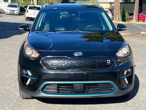 Used 2019 Kia Niro EX w/ Cold Weather Package 2.0 FWD image 8