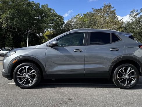 Used 2022 Buick Encore GX Select image 28