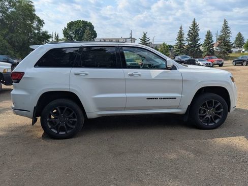 Used 2020 Jeep Grand Cherokee High Altitude AWD/4WD image 14