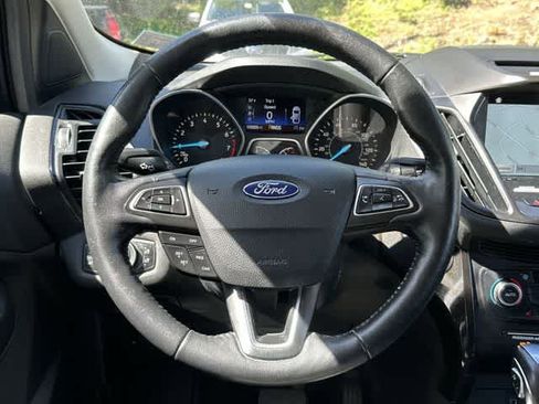 Used 2018 Ford Escape Titanium AWD/4WD image 8