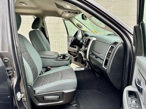 Used 2016 RAM 1500 Big Horn image 7