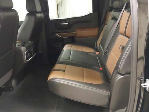 Used 2021 Chevrolet Silverado 1500 High Country w/ Technology Package image 35