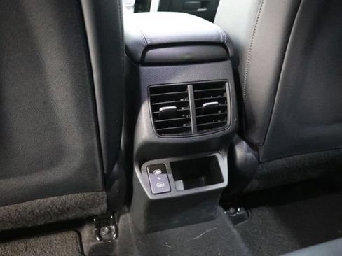 Used 2025 Kia Seltos S FWD image 31