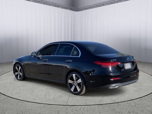 Used 2025 Mercedes-Benz C 300 4MATIC Sedan image 4