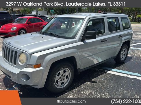 Used 2008 Jeep Patriot Sport FWD image 5