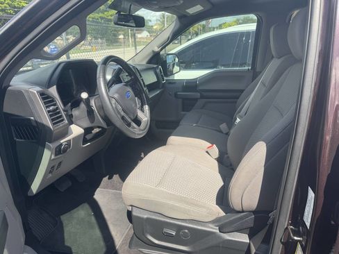 Used 2018 Ford F150 XLT w/ Equipment Group 301A Mid image 5