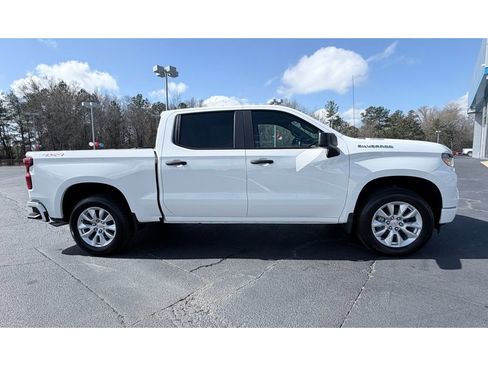 New 2026 Chevrolet Silverado 1500 Custom image 4