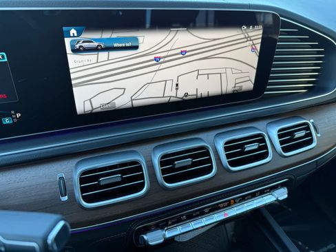 New 2026 Mercedes-Benz GLE 53 AMG 4MATIC image 17