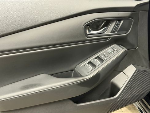 Used 2025 Honda Accord Sport image 14