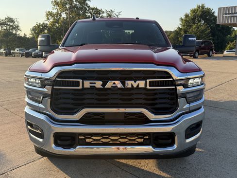 Used 2026 RAM 2500 Big Horn AWD/4WD image 3
