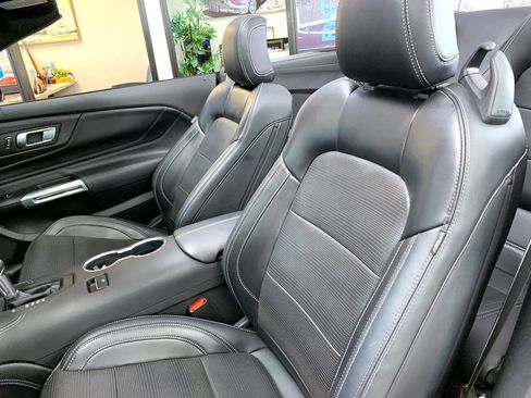 Used 2024 Ford Mustang GT Premium RWD image 9