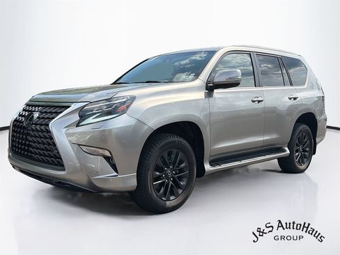 Used 2023 Lexus GX 460 Premium w/ Premium Package AWD/4WD image 3