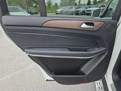 Used 2019 Mercedes-Benz GLS 550 4MATIC image 14