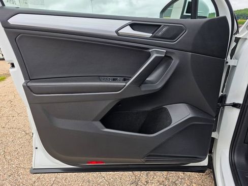 Used 2024 Volkswagen Tiguan S image 5