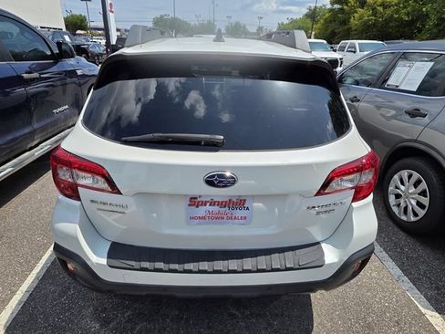 Used 2019 Subaru Outback 3.6R Limited w/ Popular Package #2 AWD/4WD image 3