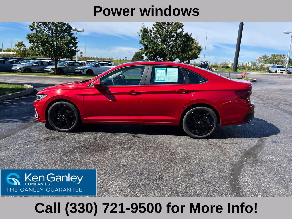 Used 2026 Volkswagen Jetta SE FWD image 15