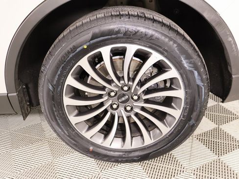 Certified 2024 Lincoln Aviator Reserve w/ Equipment Group 201A image 20