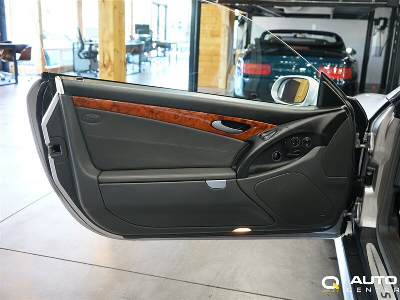 Used 2003 Mercedes-Benz SL 500 image 11