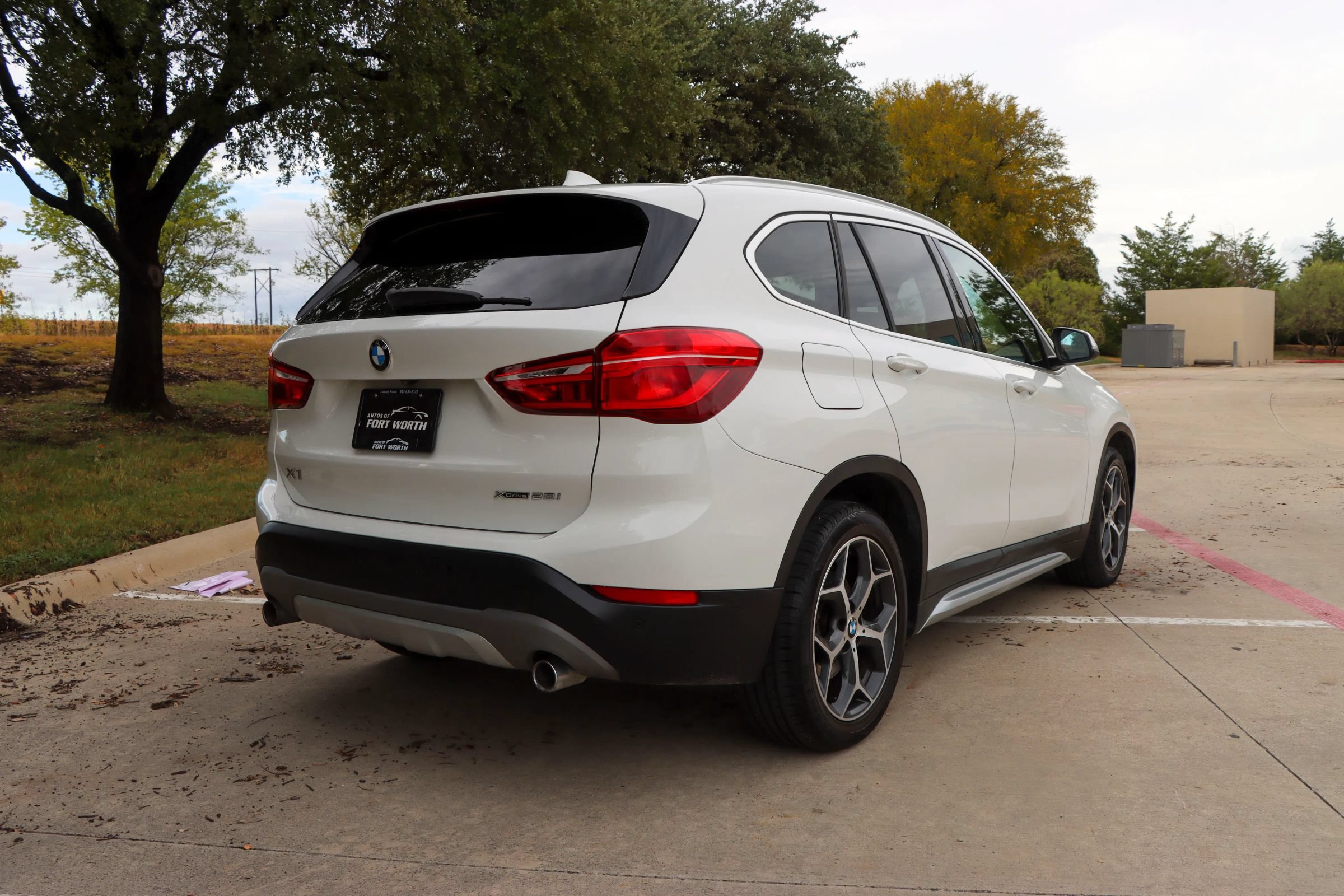 Used 2018 BMW X1 xDrive28i AWD/4WD image 7