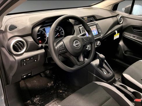 New 2025 Nissan Versa S image 6
