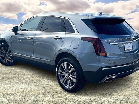 Certified 2025 Cadillac XT5 Premium Luxury image 4