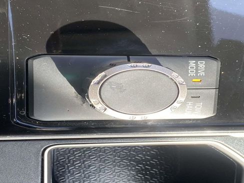 Used 2023 Toyota Tundra Limited image 48