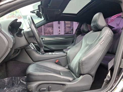 Used 2017 INFINITI Q60 2.0t w/ Moonroof Package image 12