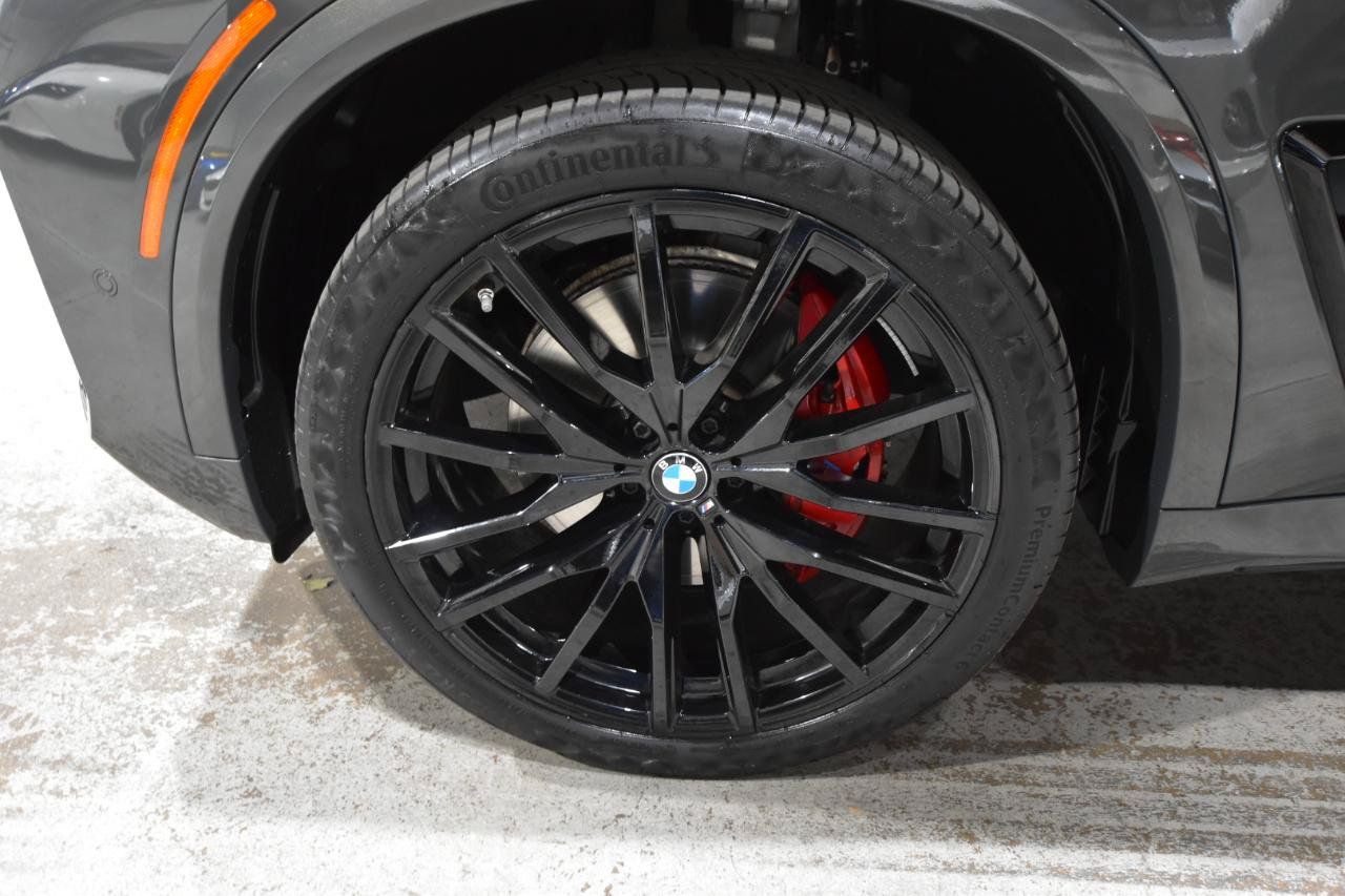 Used 2025 BMW X5 xDrive40i w/ M Sport Package AWD/4WD image 57