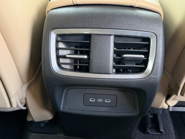 Used 2022 Acura RDX w/ Technology Package FWD image 16