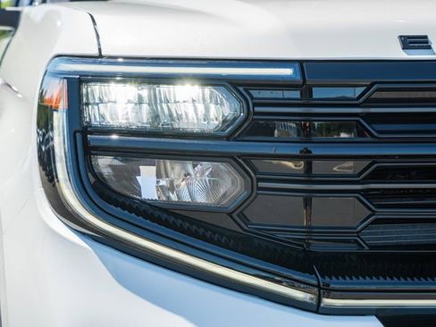 New 2026 Ford Expedition Platinum w/ Stealth Performance Package AWD/4WD image 23