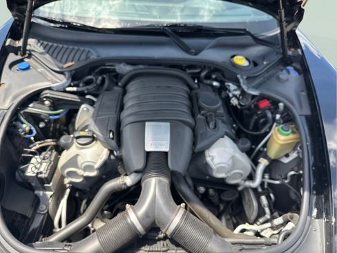 Used 2011 Porsche Panamera 4 AWD/4WD image 38