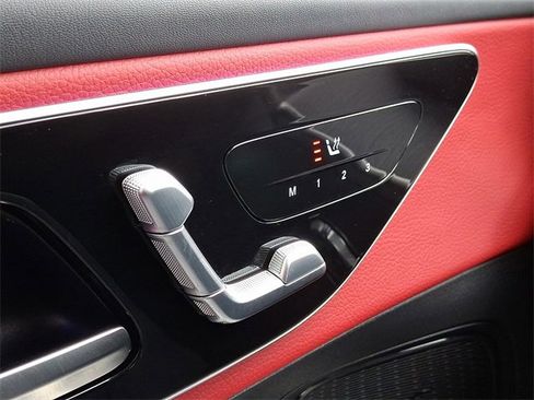 Certified 2024 Mercedes-Benz GLC 43 AMG 4MATIC image 25