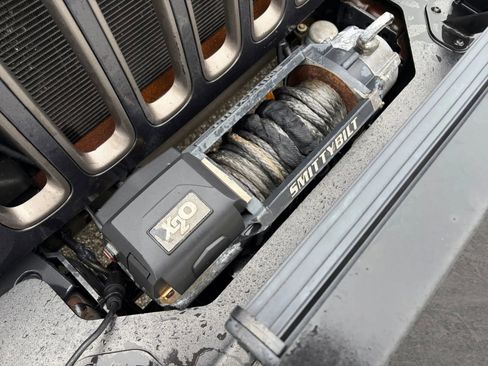 Used 2016 Jeep Wrangler Unlimited Sahara image 30