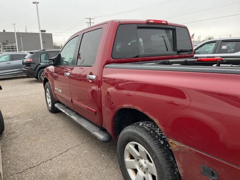 Used 2006 Nissan Titan LE w/ (S01) Side-Airbag Pkg w/ VDC image 11