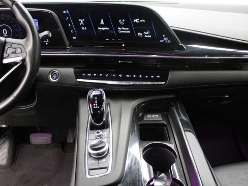 Certified 2024 Cadillac Escalade Sport w/ LPO, ONYX Package image 36