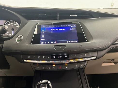 Used 2020 Cadillac XT4 Premium Luxury w/ Enhanced Visibility Package image 21