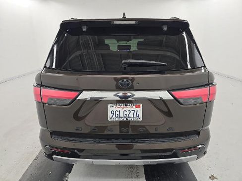 Used 2023 Toyota Sequoia Limited RWD image 5