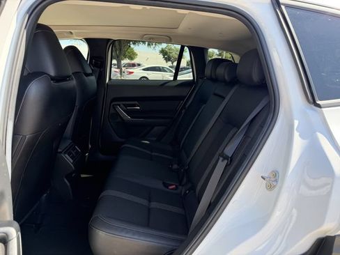 Used 2025 MAZDA CX-50 AWD 2.5 S w/ Premium Package image 28