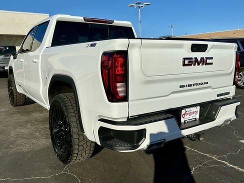 Used 2021 GMC Sierra 1500 Elevation image 16