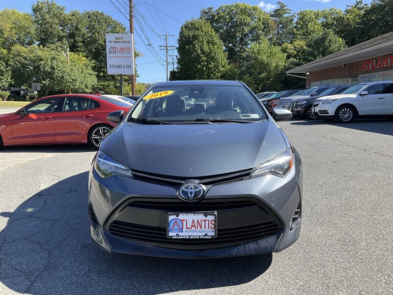Used 2019 Toyota Corolla L FWD image 2