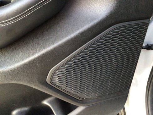 Used 2024 Jeep Grand Cherokee Altitude image 25