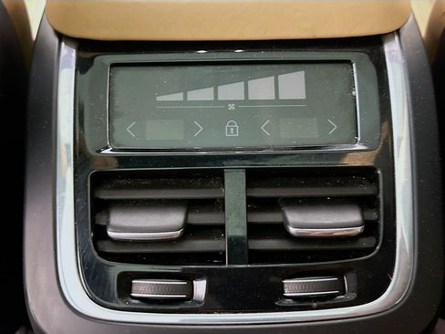 Used 2019 Volvo XC90 T8 Inscription w/ Advanced Package AWD/4WD image 27